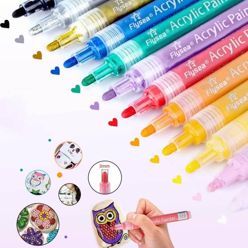 Set of acrylic markers, 12 colors. 