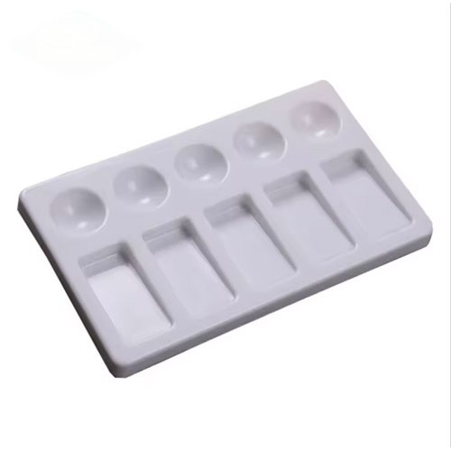 Plastic palette