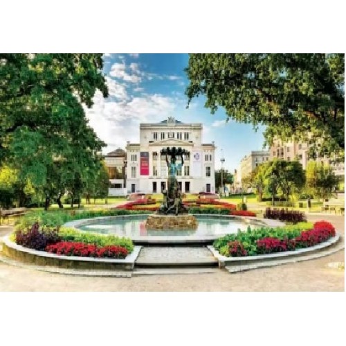 "Рига. Латвийская национальная опера" алмазная мозаика на холсте с подрамником, 40х50